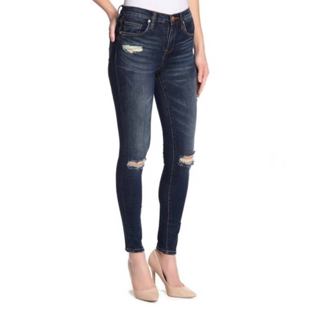 Blank Nyc The great jones distressed skinny jeans